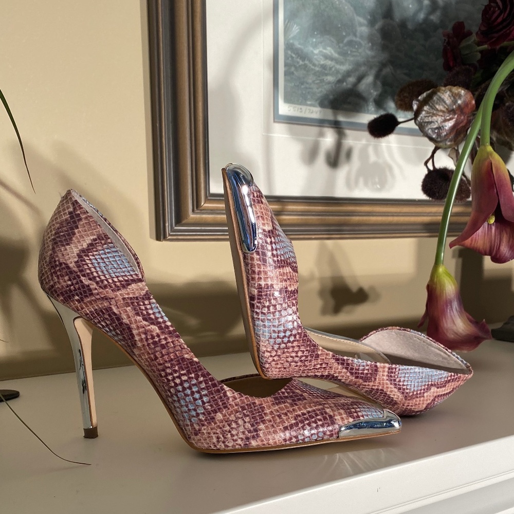 MARCIANO STILETTOS IN PYTHON PRINT - LIKE NEW